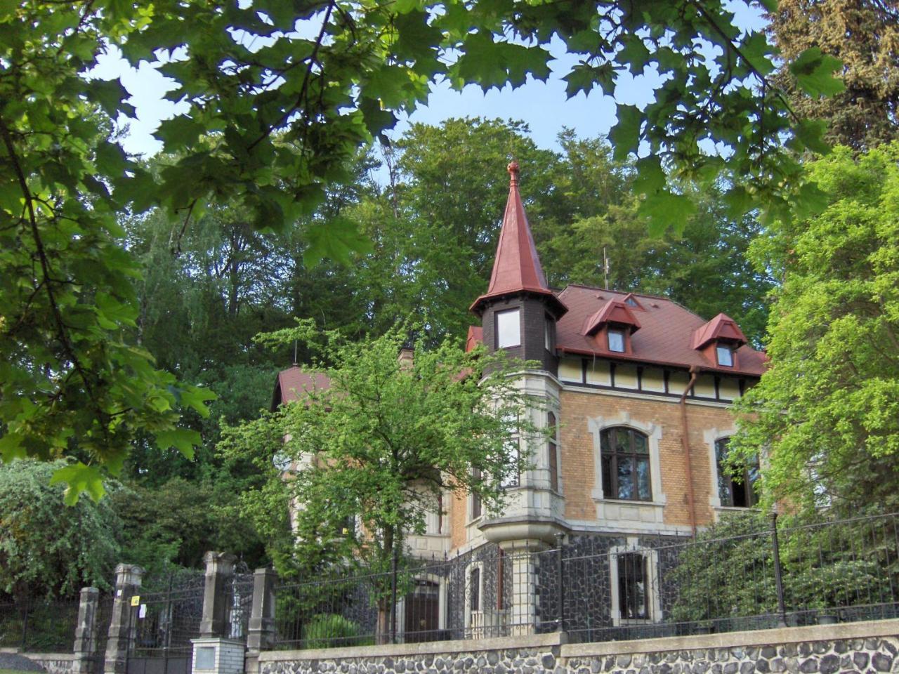 Romantic Chateau Krásná Lípa מראה חיצוני תמונה